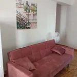 10 Mins Walk From Train Station! * Agualva-Cacem