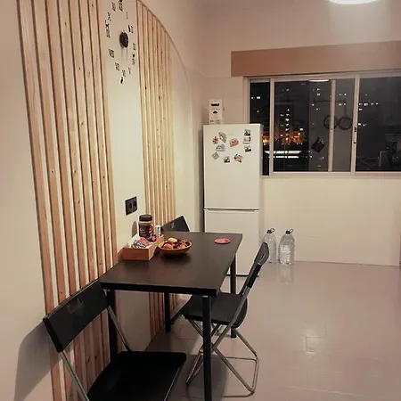 10 Mins Walk From Train Station! *