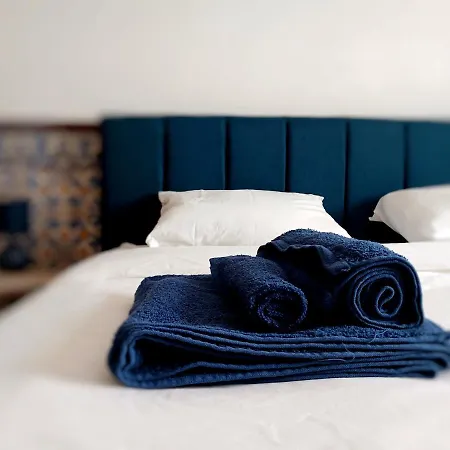 10 Mins Walk From Train Station! 民宿 Agualva-Cacem