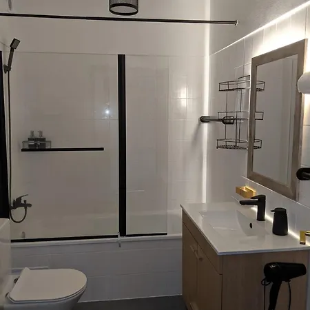 Habitación en casa particular 10 Mins Walk From Train Station! *